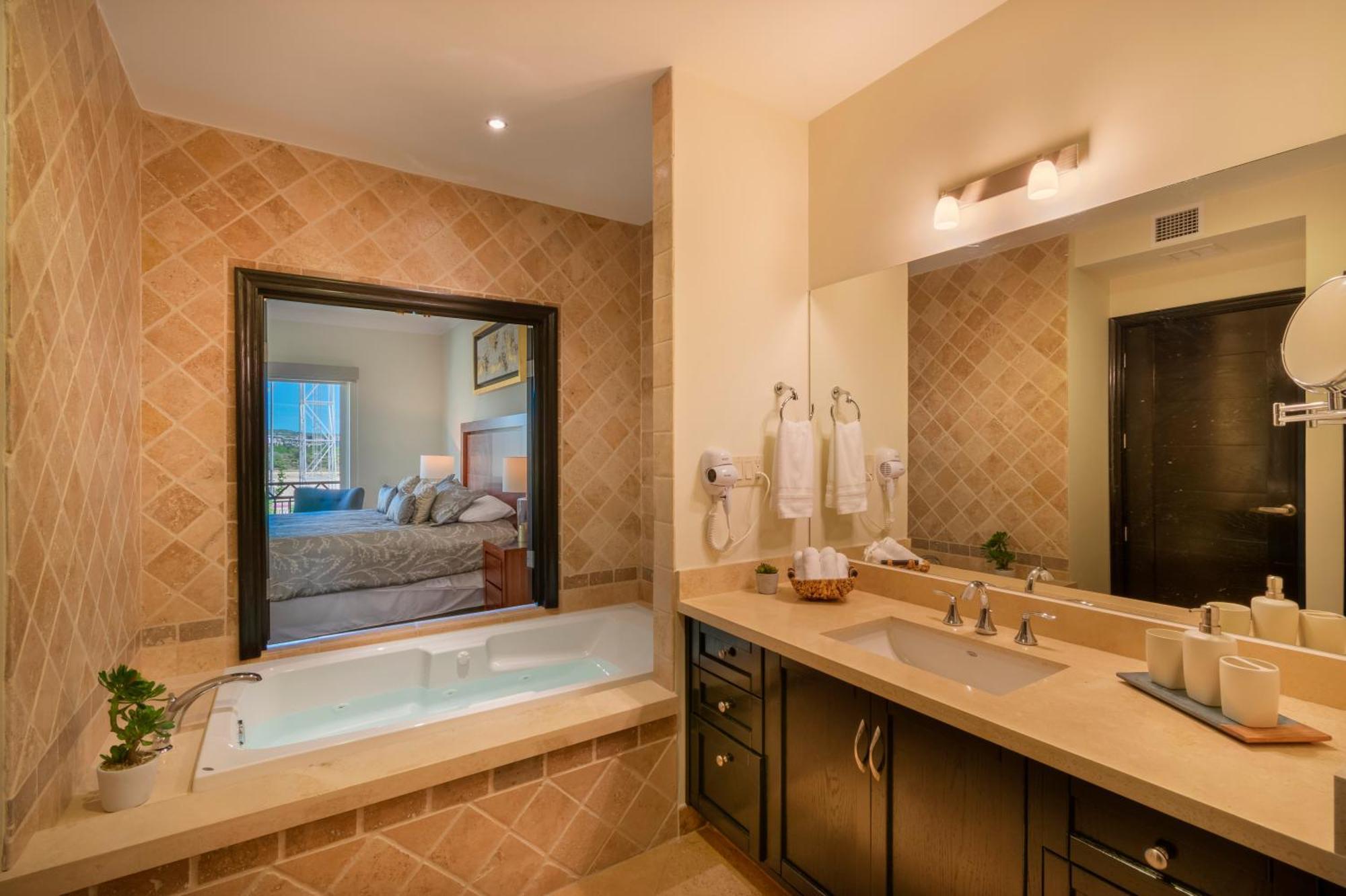Condo Paraiso - Luxurious New Condo 300Mt From The Beach Cabo San Lucas Exterior photo
